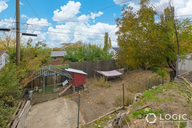 Building Photo - Gorgeous Home in Great Location!