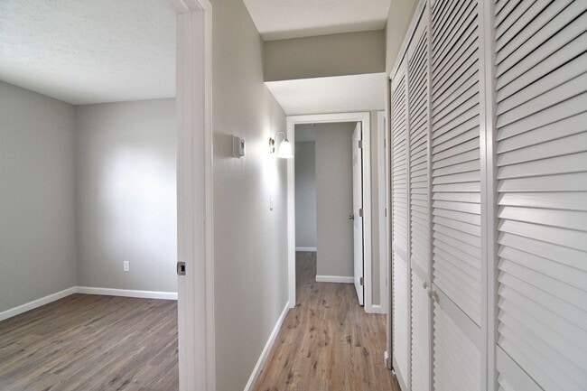 Foto del edificio - House in Hillview for rent