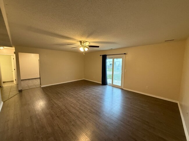 Foto del edificio - 6316 High Point Run