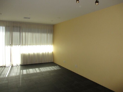 Building Photo - 1145 E Whitton Ave