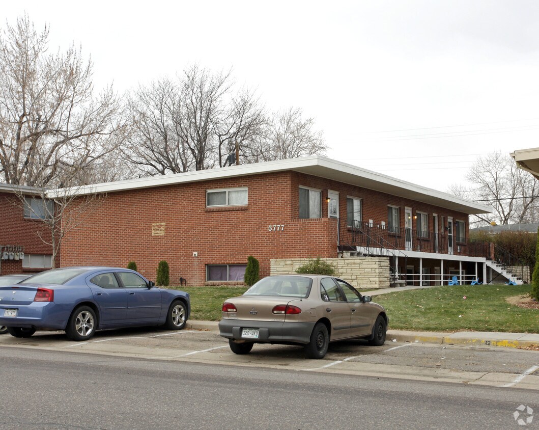 Primary Photo - 5777 S Bannock St