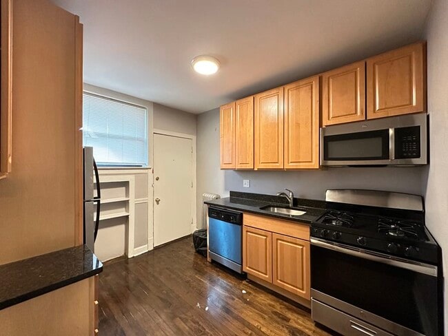 Foto del edificio - 4446 N Central Park Ave