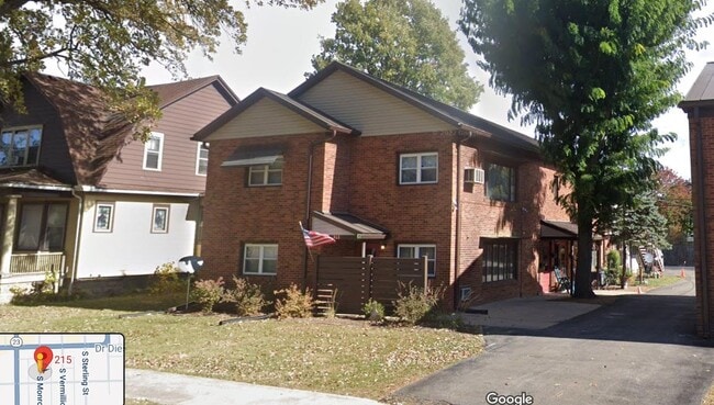 Building Photo - 213 S Monroe St
