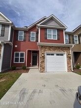 Building Photo - 1819 Fox Den Way