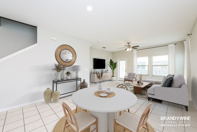 Building Photo - 5603 Mercado Dr