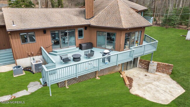 Foto del edificio - 180 Hartshorne Rd