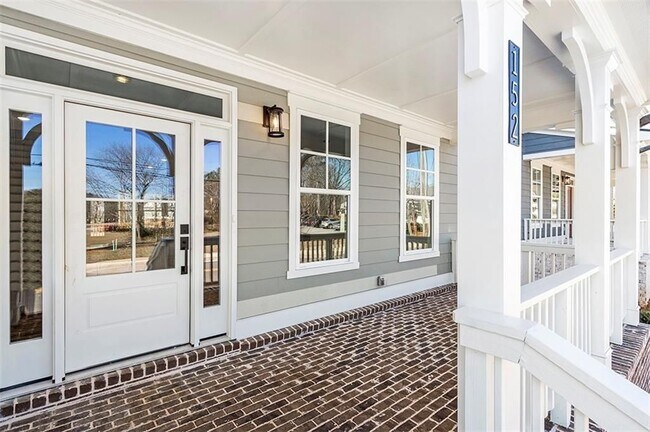 Foto del edificio - 152 Palm St