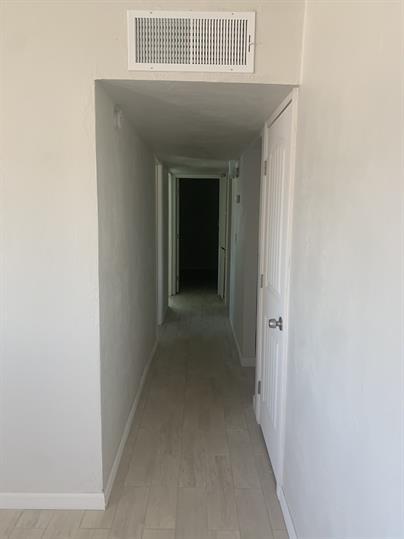 Building Photo - 2113 E Sunland Vista