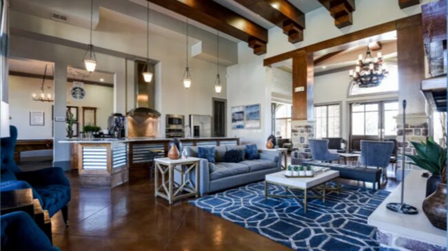 Building Photo - 305 Ranch Dr