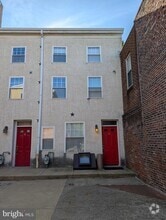 Building Photo - 1027-31 N 4th St