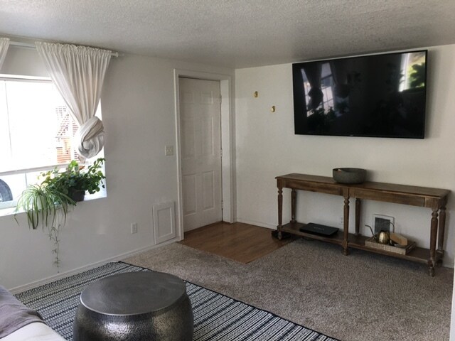 Living Room/Entryway - 2719 E 16th St