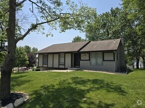 Building Photo - 8512 N Pomona Ave