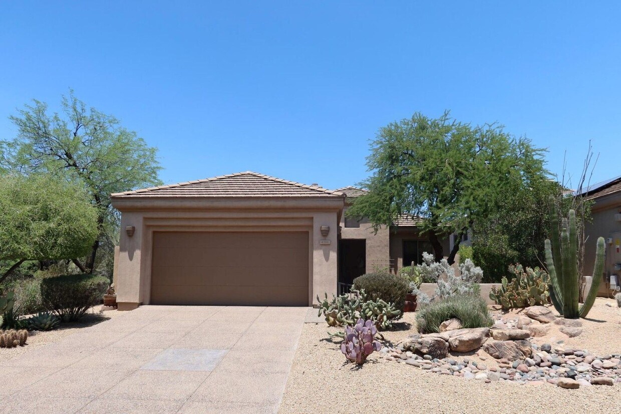 Foto principal - 6708 E Soaring Eagle Way