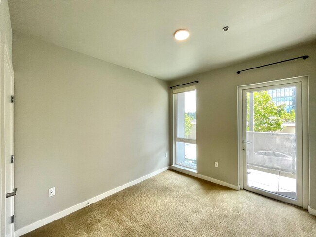 Foto del edificio - 1085 103rd Ave NE