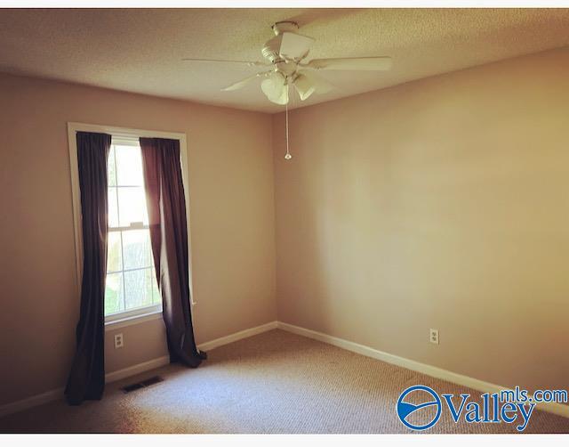 Foto del edificio - 128 Wingfield Dr