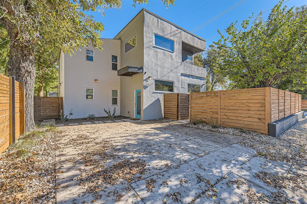 Foto principal - 1600 Holly St
