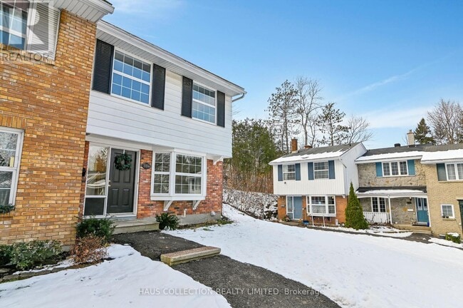 Building Photo - 884 Walkley Rd
