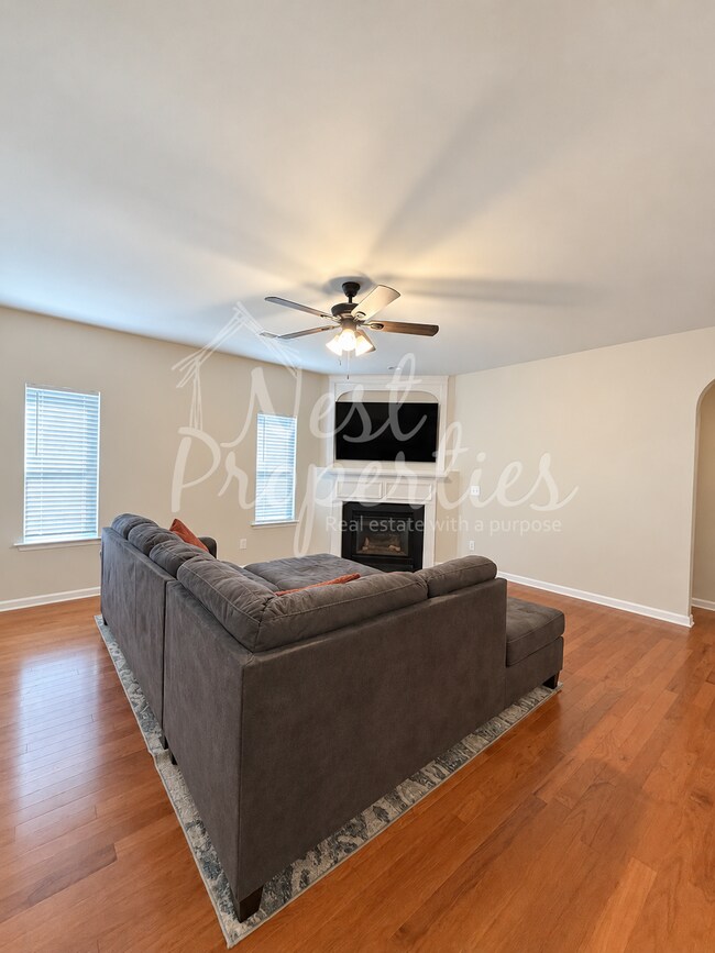 Foto del edificio - 293 Knight Valley Cir
