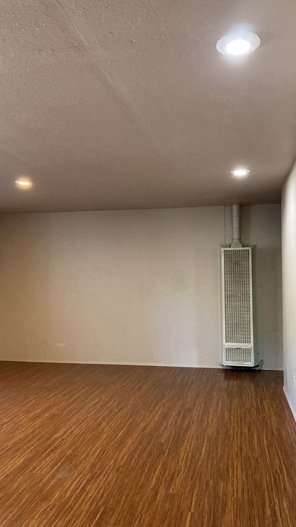 Building Photo - 2802-2802 NW Highland Ave