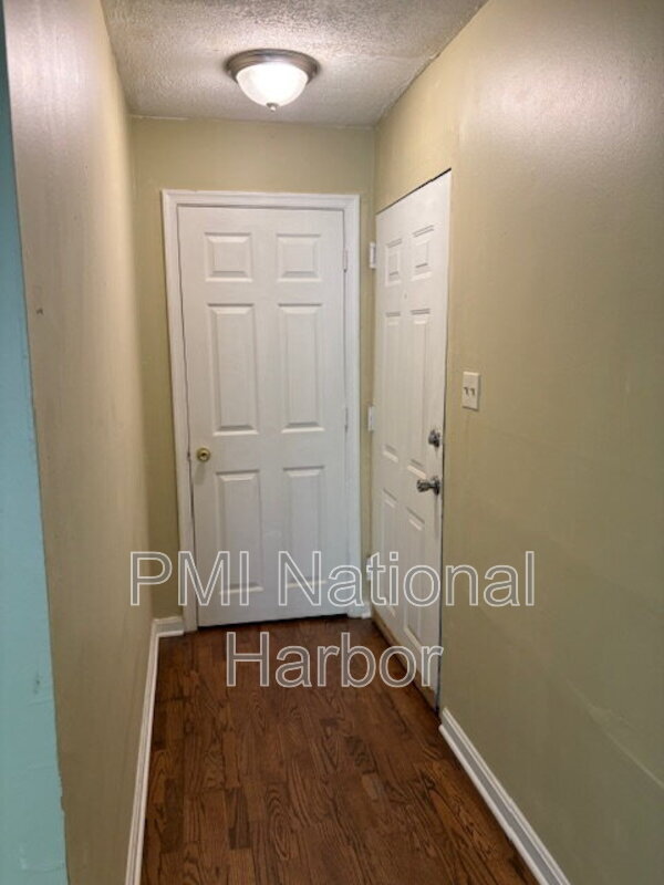 Foto del edificio - 5106 F St SE