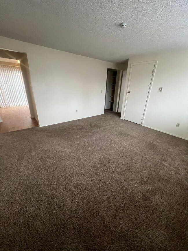 Foto del edificio - 423 E Dunn St