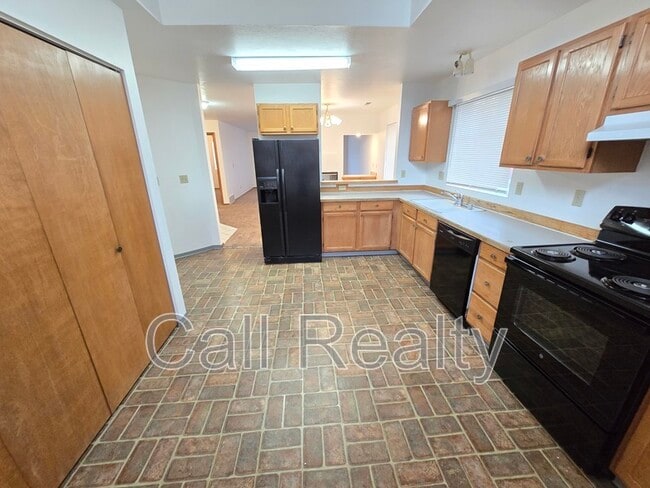 Foto del edificio - 5205 S Smith Ct