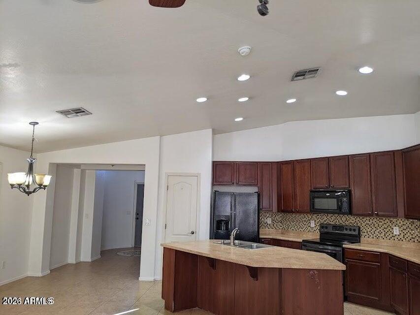 Foto del edificio - 18237 W Bridger St