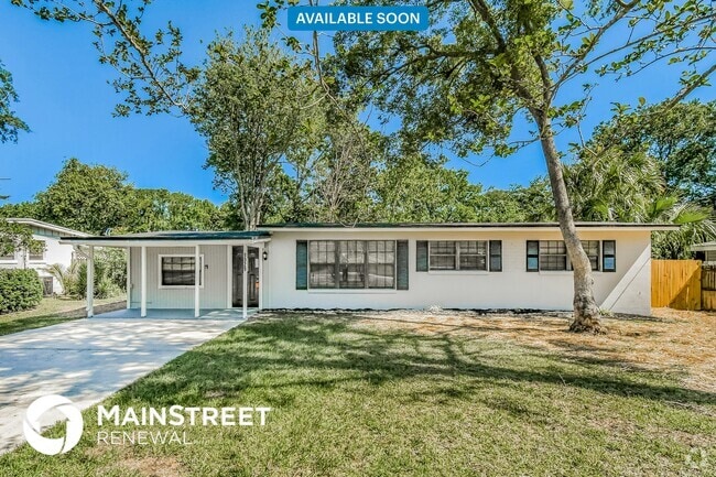 Building Photo - 8029 Patou Dr N