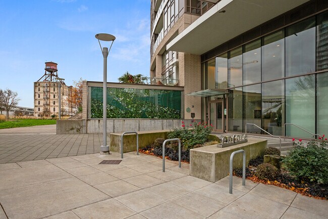 Foto del edificio - 949 NW Overton St