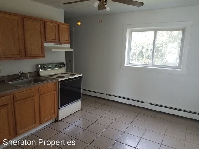 Building Photo - 3 br, 1 bath House - 71 Simonds Dr.