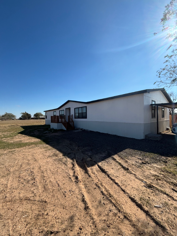 Foto principal - 17821 County Rd 2140