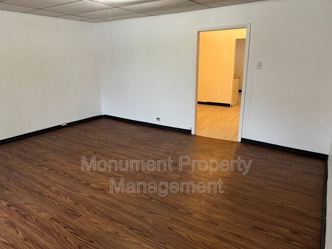 Foto del edificio - 8 E Church St