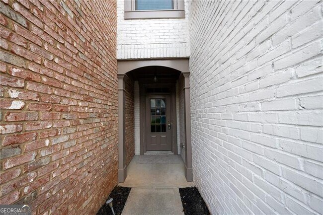 Foto del edificio - 4995 Berkeley Oak Dr