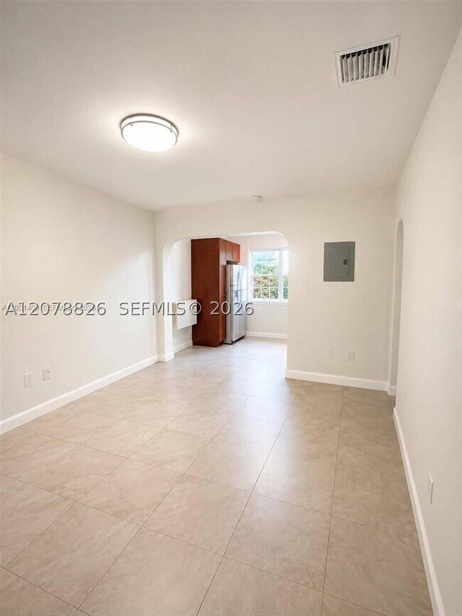 Foto del edificio - 4038 SW 9th St