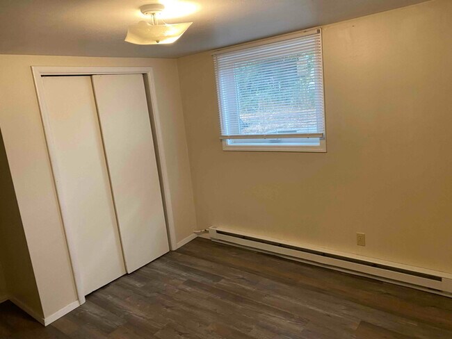 Foto del edificio - 415 B St