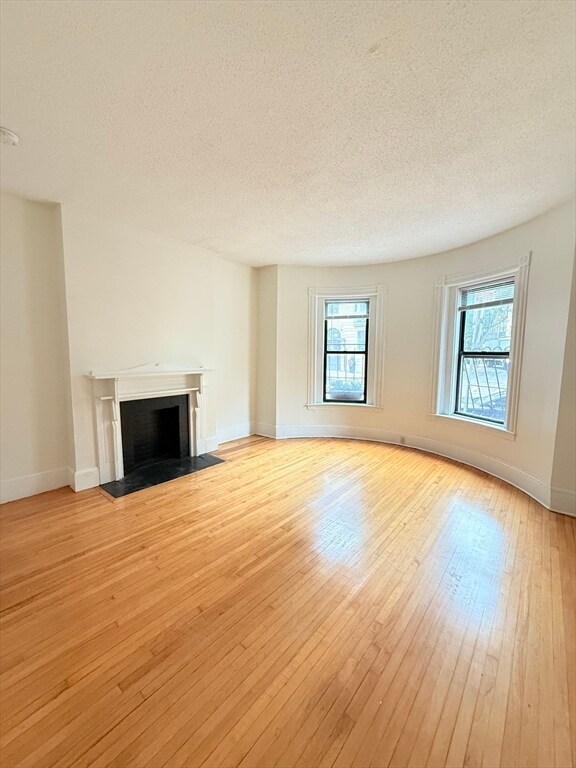 Foto del edificio - 15 Hemenway St