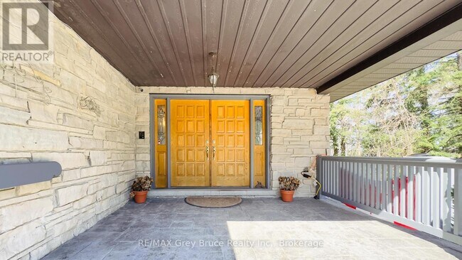 Photo du bâtiment - 128 Thornridge Rd