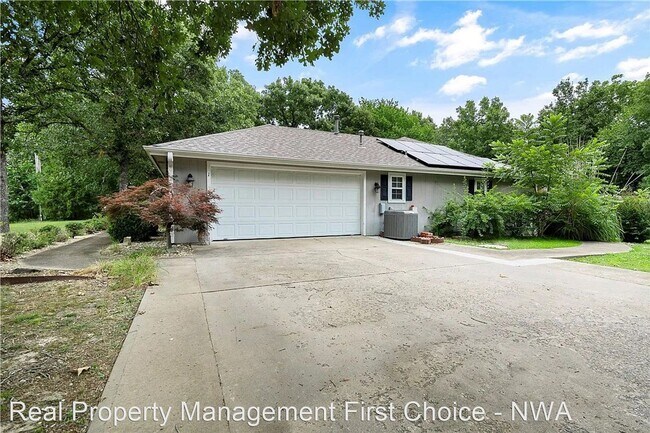 Building Photo - 3 br, 2 bath House - 1 Witherby Circle