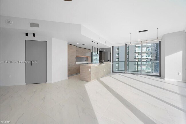 Foto del edificio - 2 br, 2 bath Condo - 1300 S Miami Ave Unit...