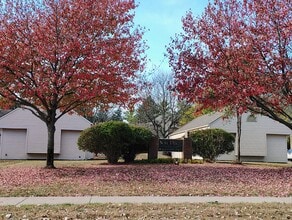 Building Photo - 24757 Bashian Dr