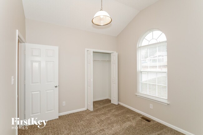 Foto del edificio - 2517 Pine Bark Ct