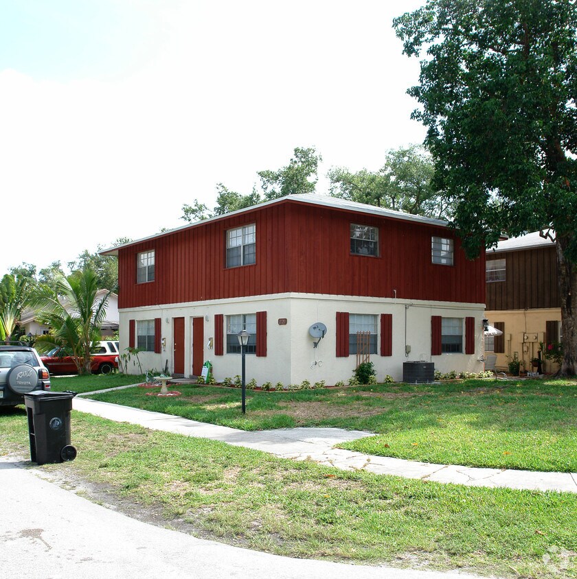 Foto del edificio - 1799 SW 22nd St