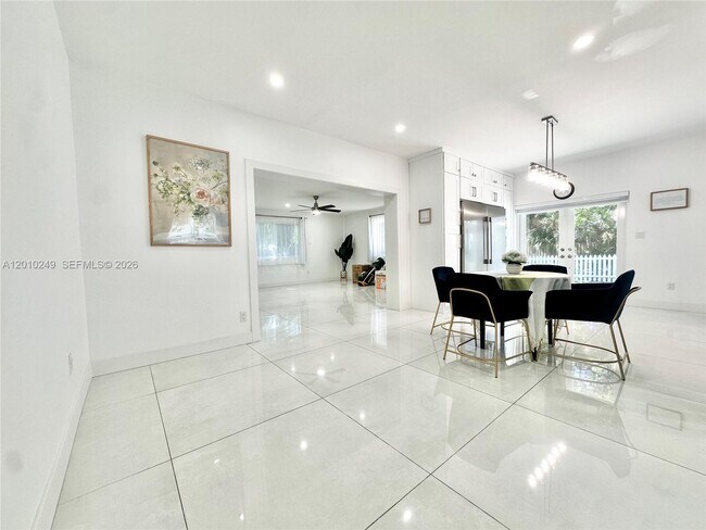 Foto del edificio - 7800 SW 57th Ct