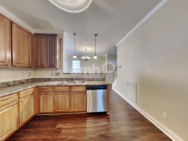 Foto del edificio - 9535 Waterwood Ct