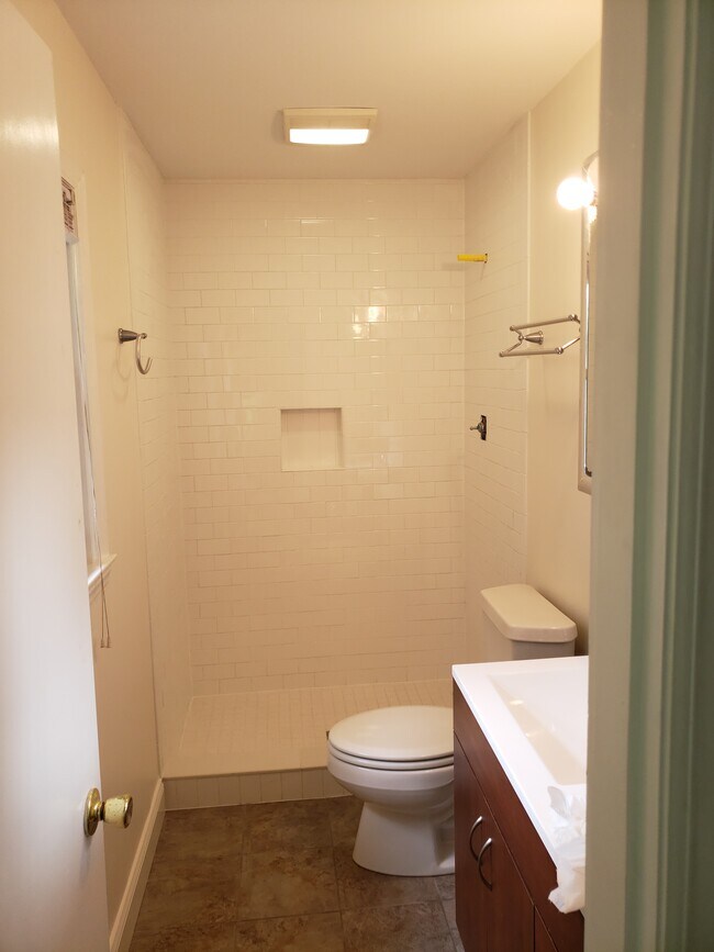 Foto del edificio - 6512 Springfield Dr