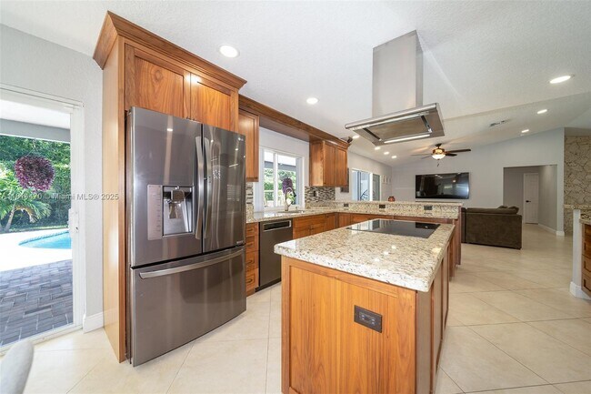 Foto del edificio - 9796 NW 19th St