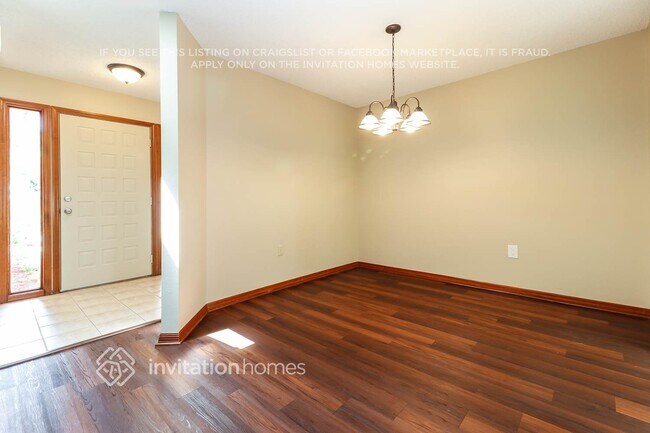 Foto del edificio - 7317 Bramblewood Dr