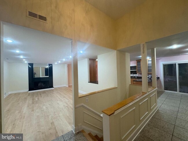 Building Photo - 7913 Charleston Ct