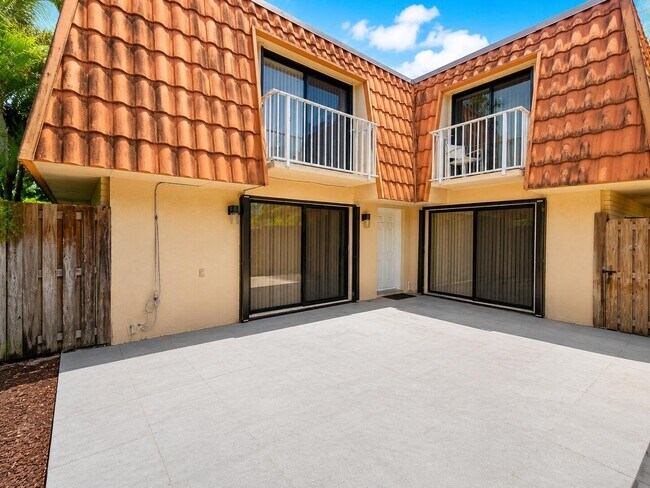 Foto del edificio - 865 Blue Ridge Cir