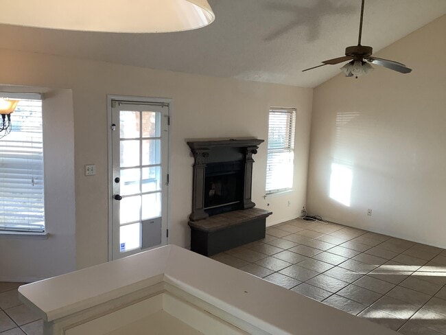 Building Photo - 6769 Isla Del Rey Dr
